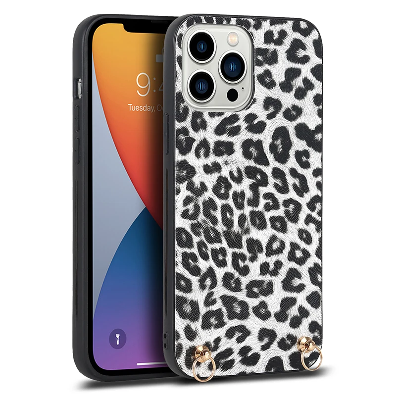 iPhone 14 | Kunstleder Leopard Hülle/Case zum Umhängen (Inkl. Band) HUELLENOUTLET.de