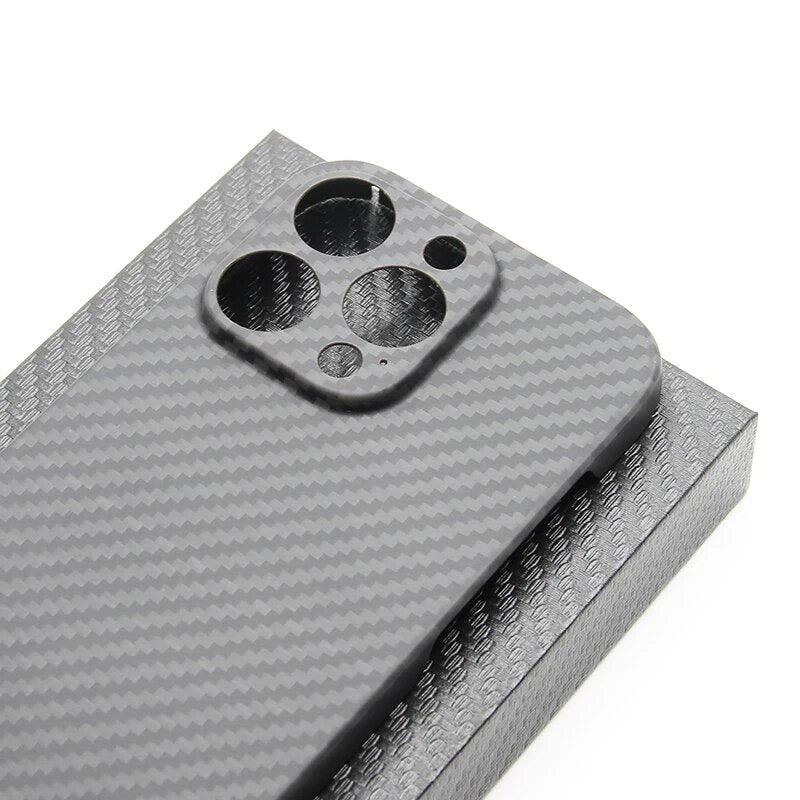 iPhone 15 Pro | Ultra dünne 0,3mm Carbon Hülle/Case HUELLENOUTLET.de