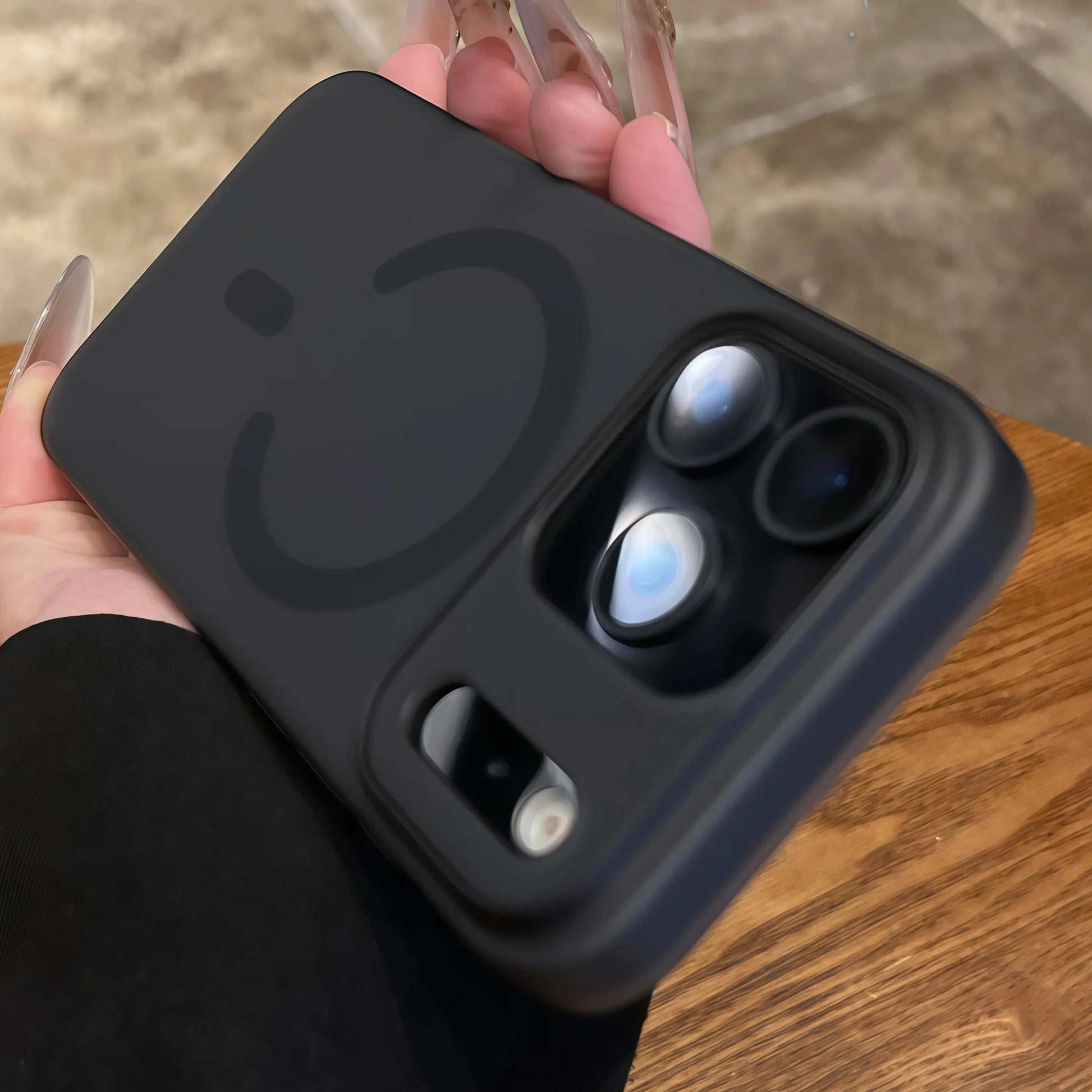 iPhone 17 Pro Max | Dünne Matte/Transparente MagSafe/Magnet Hartplastik Hülle/Case HUELLENOUTLET.de